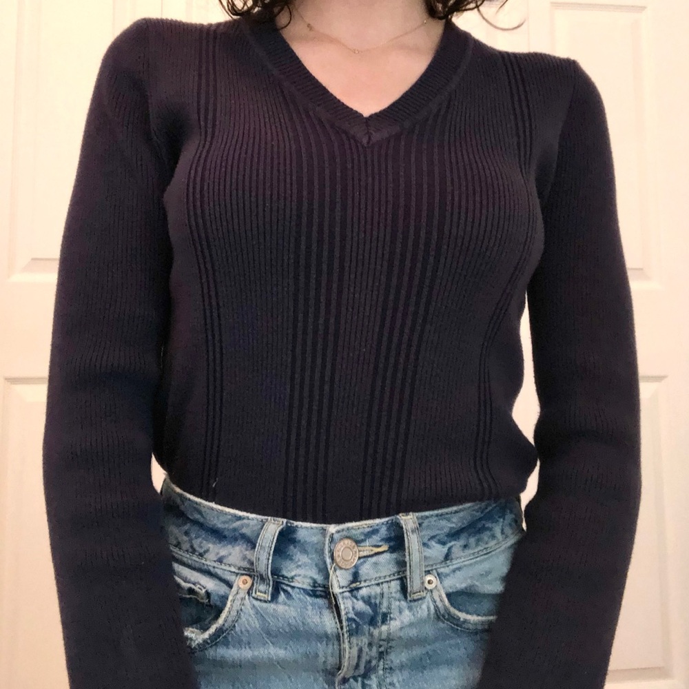 Thrifted Ribbed Navy V-neck Sweater